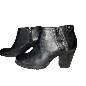 Clarks Mission Halle Distressed Leather Black Heel Ankle Boot Women Size 9